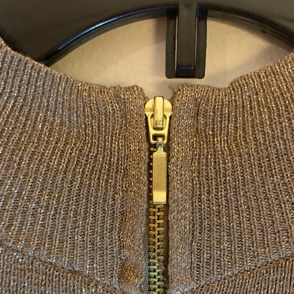 Elegant Gold Long Sleeve Dress - Preloved - Picture 8 of 15